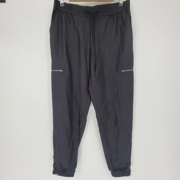 Trouve Pants - NEW Trouve black dressy joggers pants elastic waiat zip side pockets small